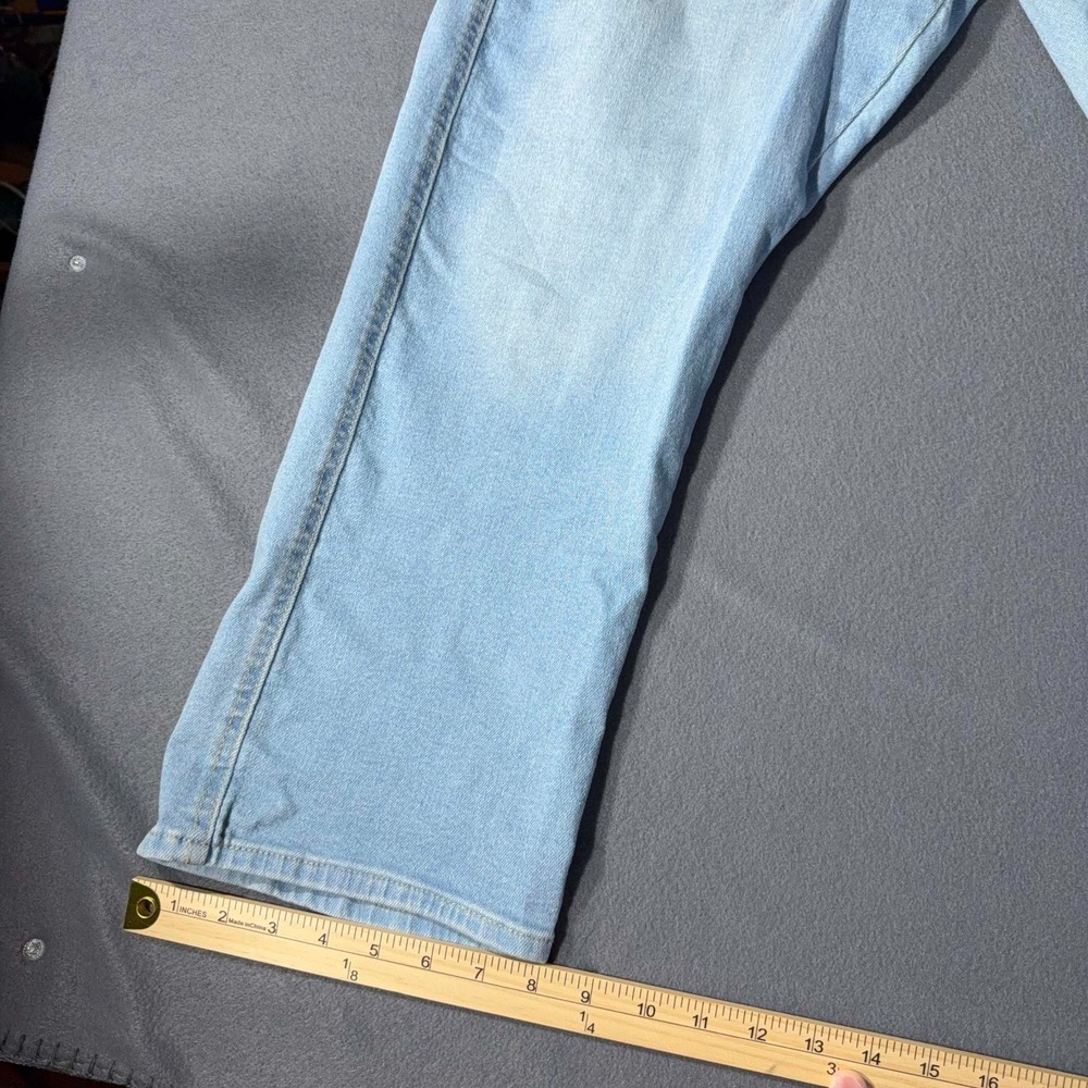 Signature by Levi Strauss Women's 22 W36 High-rise Straight Heritage - Picture 4 of 10